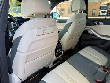 BMW X6 30d xDrive M Sport PRO LUFTF PANO H&K AHK LED