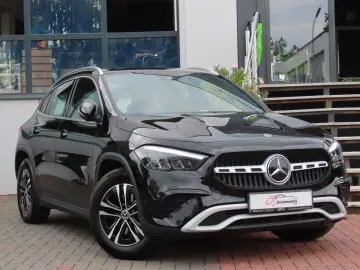 MERCEDES-BENZ GLA 180 Autom. Teilleder Sitzheizung Kamera