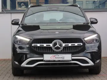 MERCEDES-BENZ GLA 180 Autom. Teilleder Sitzheizung Kamera