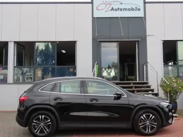 MERCEDES-BENZ GLA 180 Autom. Teilleder Sitzheizung Kamera