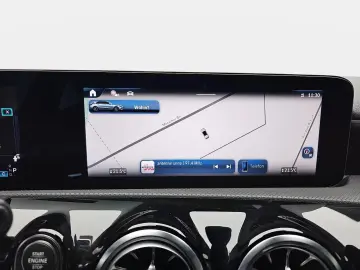 MERCEDES-BENZ DCT AMG LINE NAVI LED