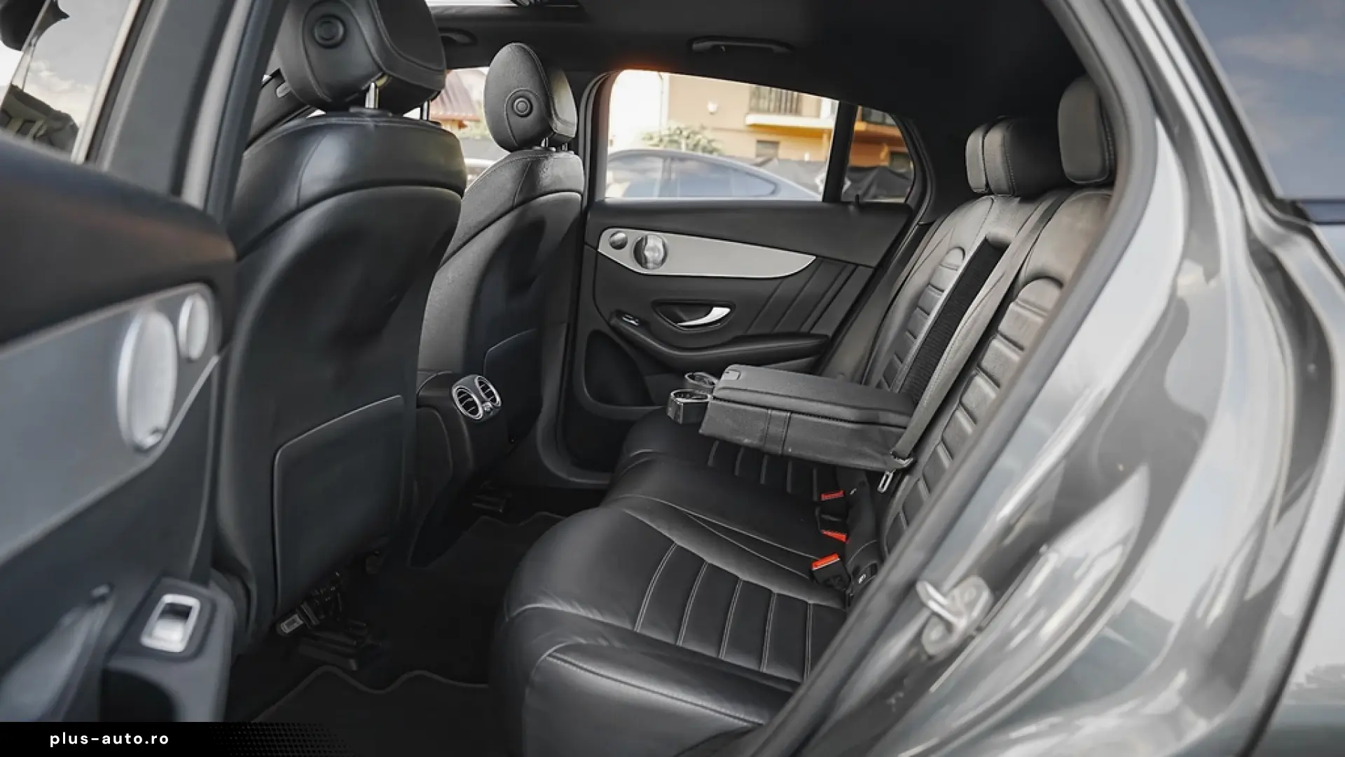Mercedes-Benz GLC 300 e 4Matic 9G-TRONIC AMG Line