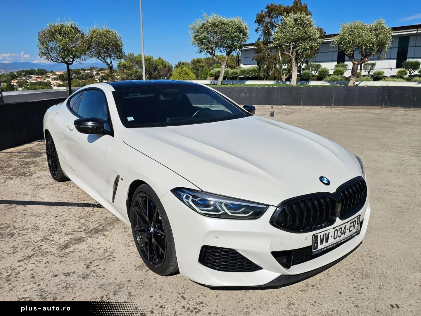 BMW 850
