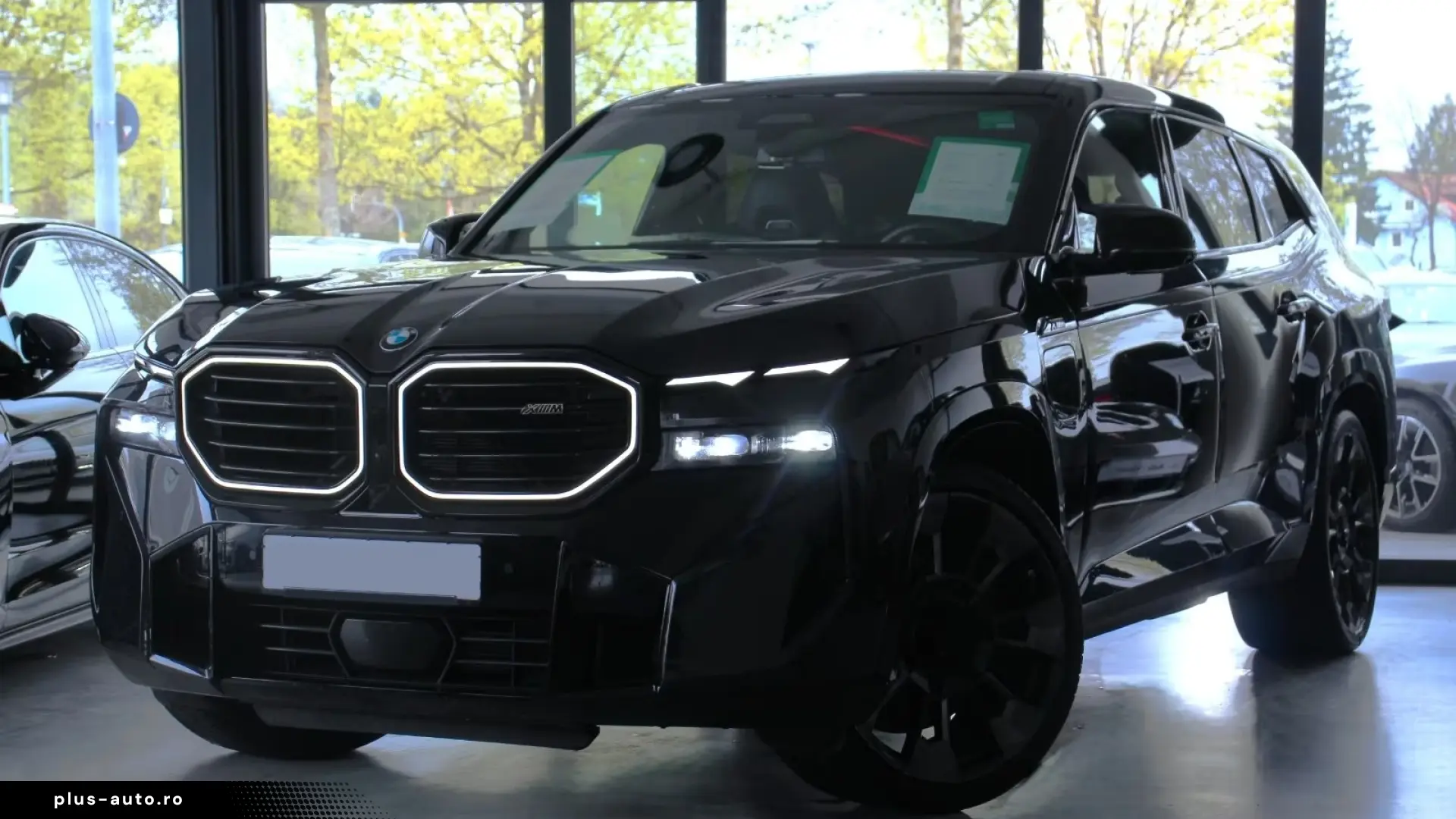 BMW XM 4.4 V8 B&W ACC 360   Finanțare Leasing
