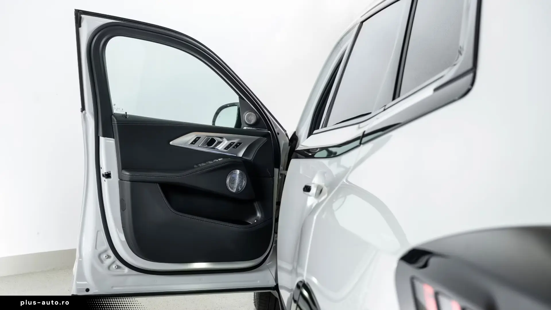 BMW XM 4.4 V8 M-DRIVERS   Finanțare Leasing