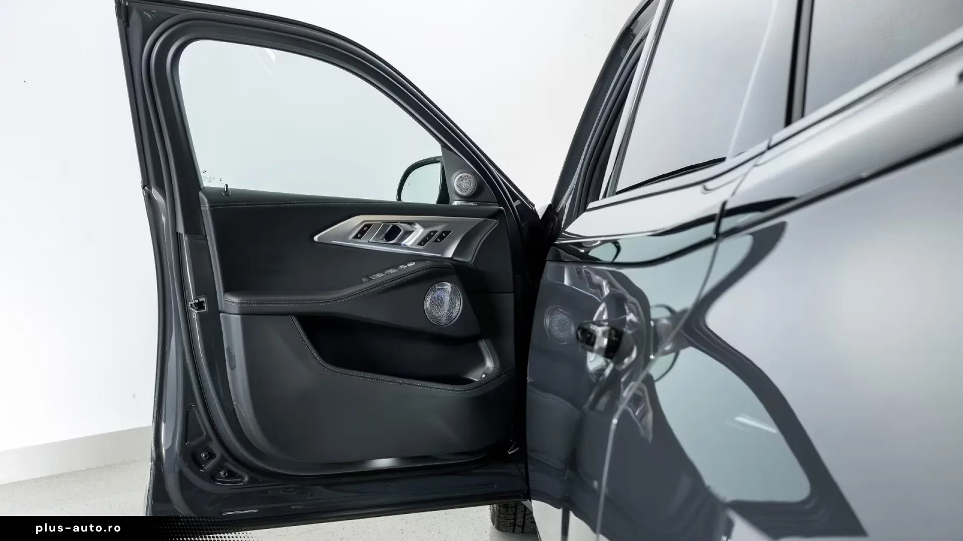 BMW XM 4.4 V8 M-DRIVERS   Finanțare Leasing