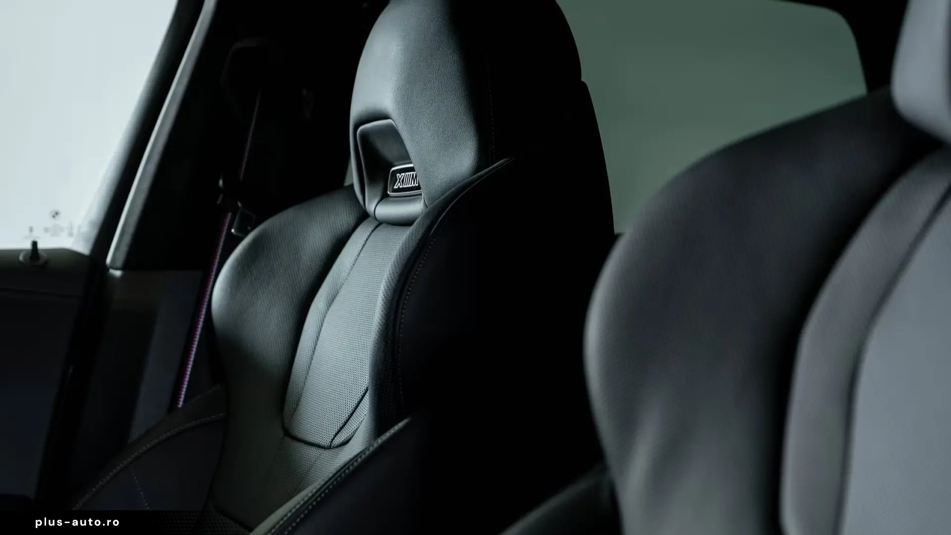 BMW XM 4.4 V8 M-DRIVERS   Finanțare Leasing