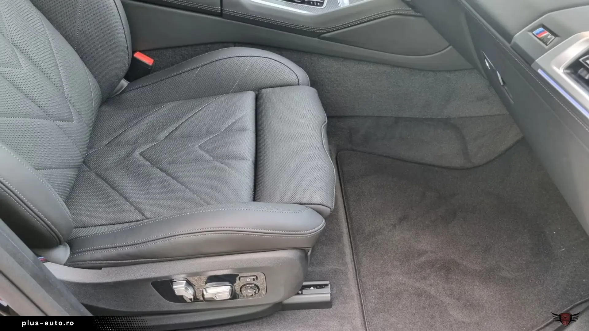 BMW XM 4.4 V8   Finanțare Leasing