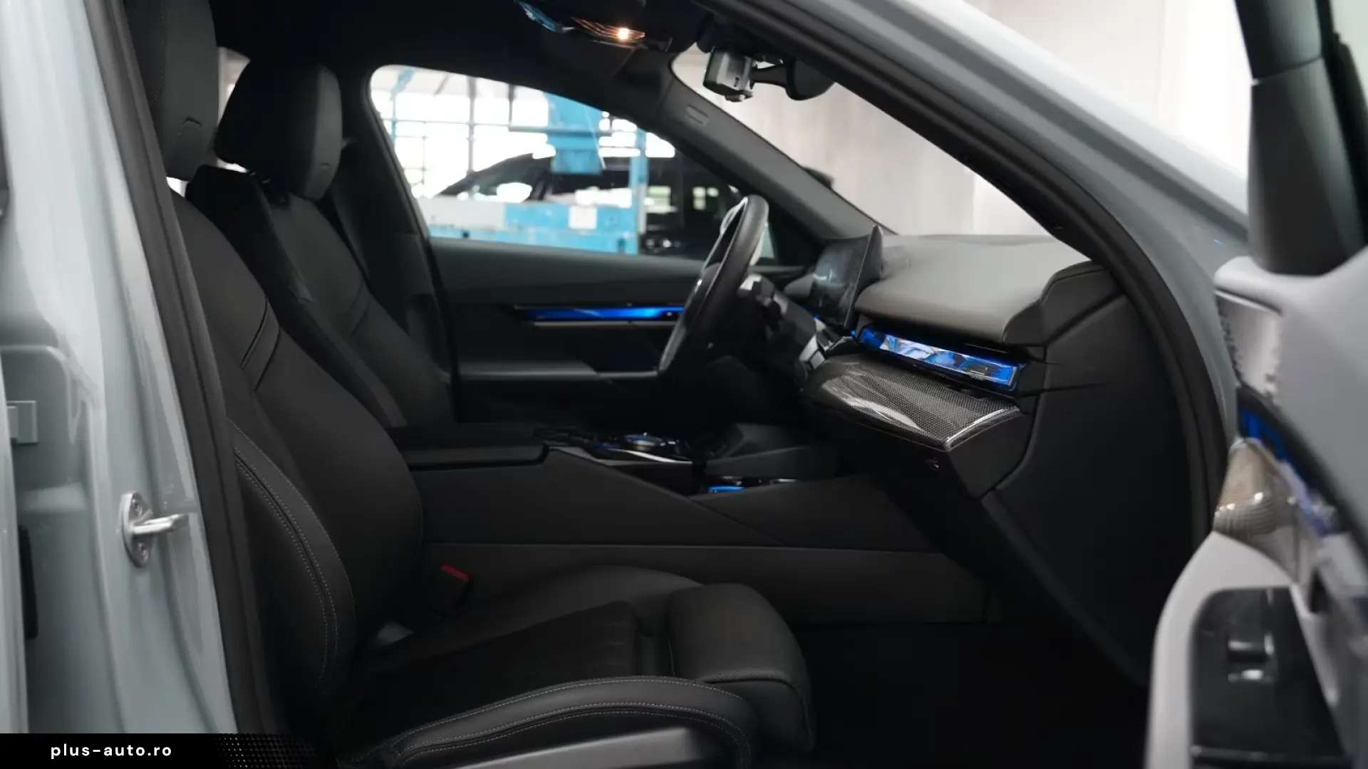 BMW 520i M Sport Iconic Carbon 360   Finanțare Leasing