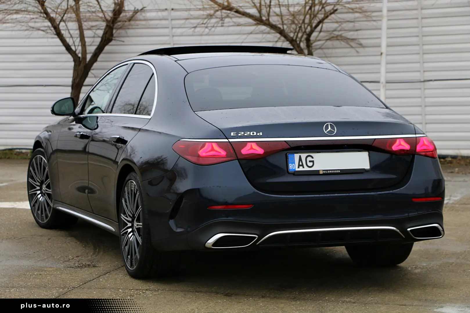 Mercedes-Benz E 220