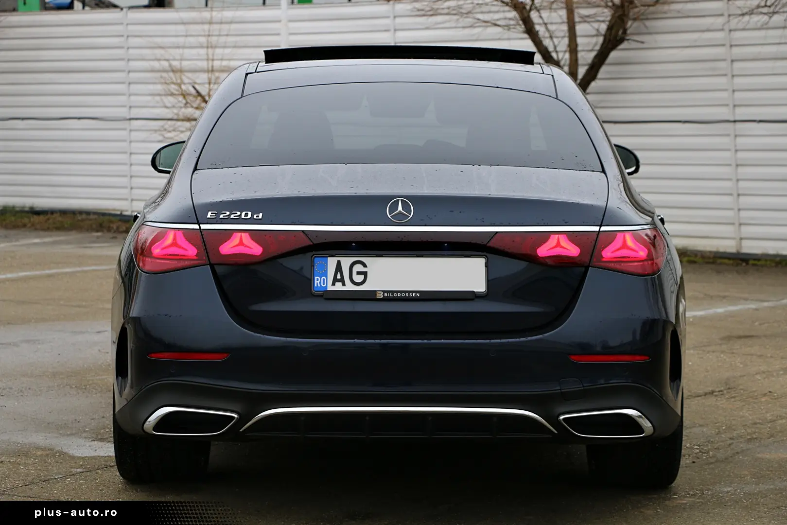 Mercedes-Benz E 220