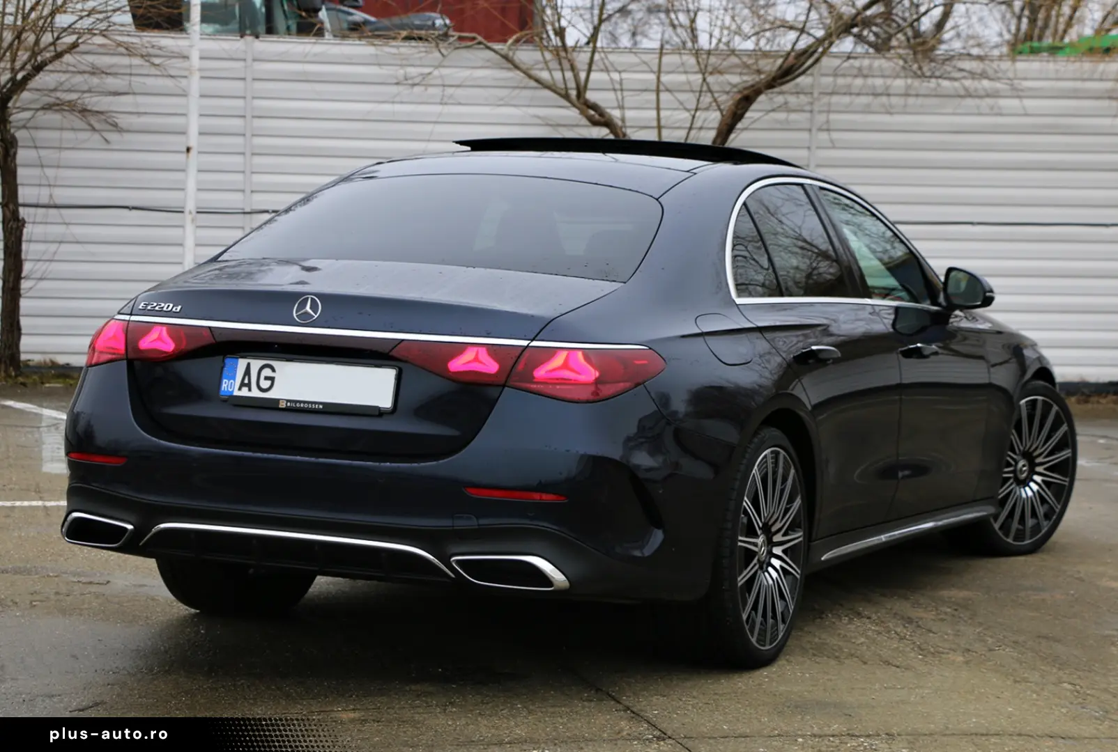 Mercedes-Benz E 220