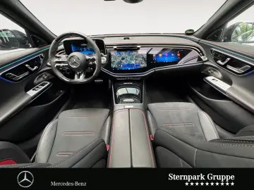 MERCEDES-BENZ E 53 4M  'Superscreen'Pano&a…
