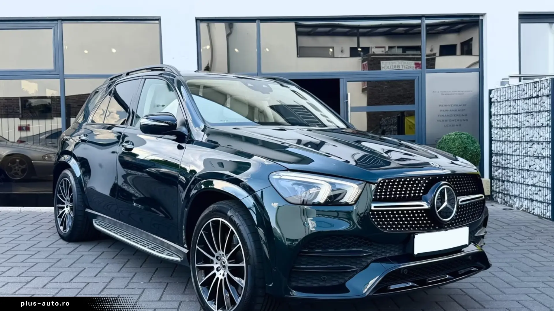 Mercedes-Benz GLE 350de 4M AMG Night   Finanțare Leasing