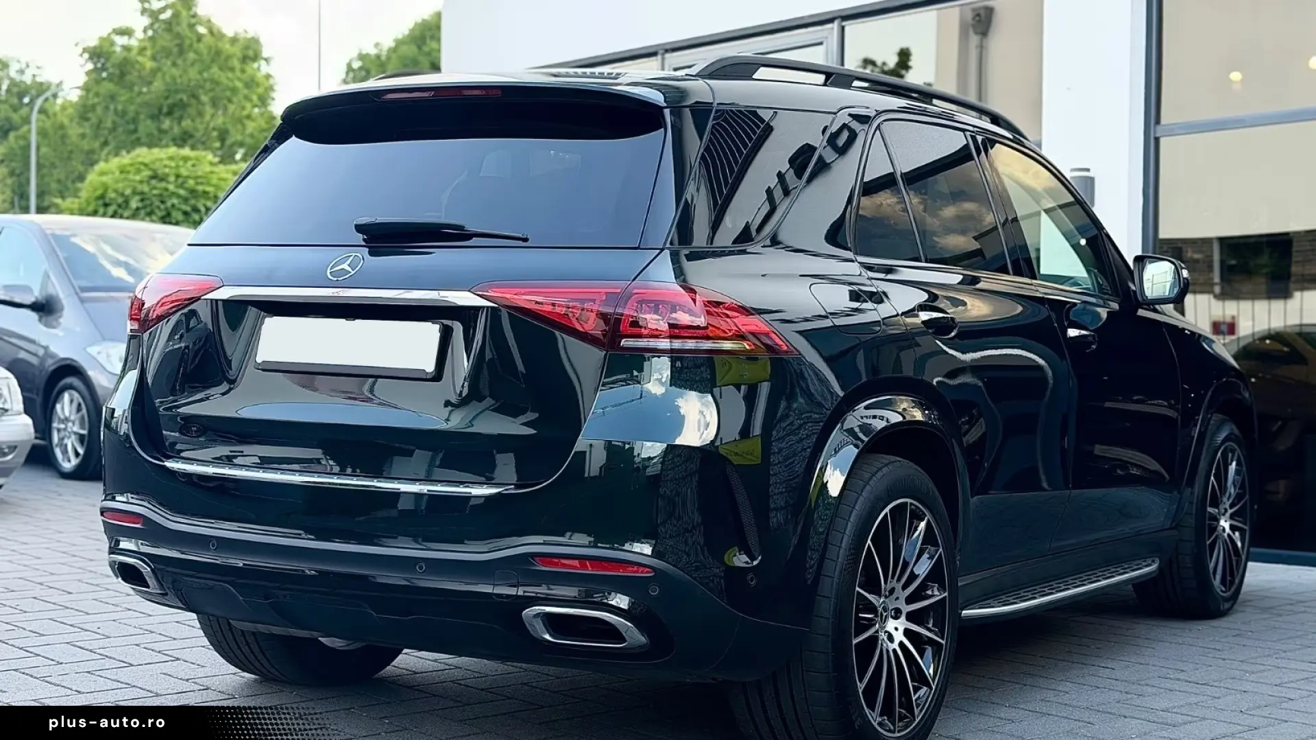 Mercedes-Benz GLE 350de 4M AMG Night   Finanțare Leasing