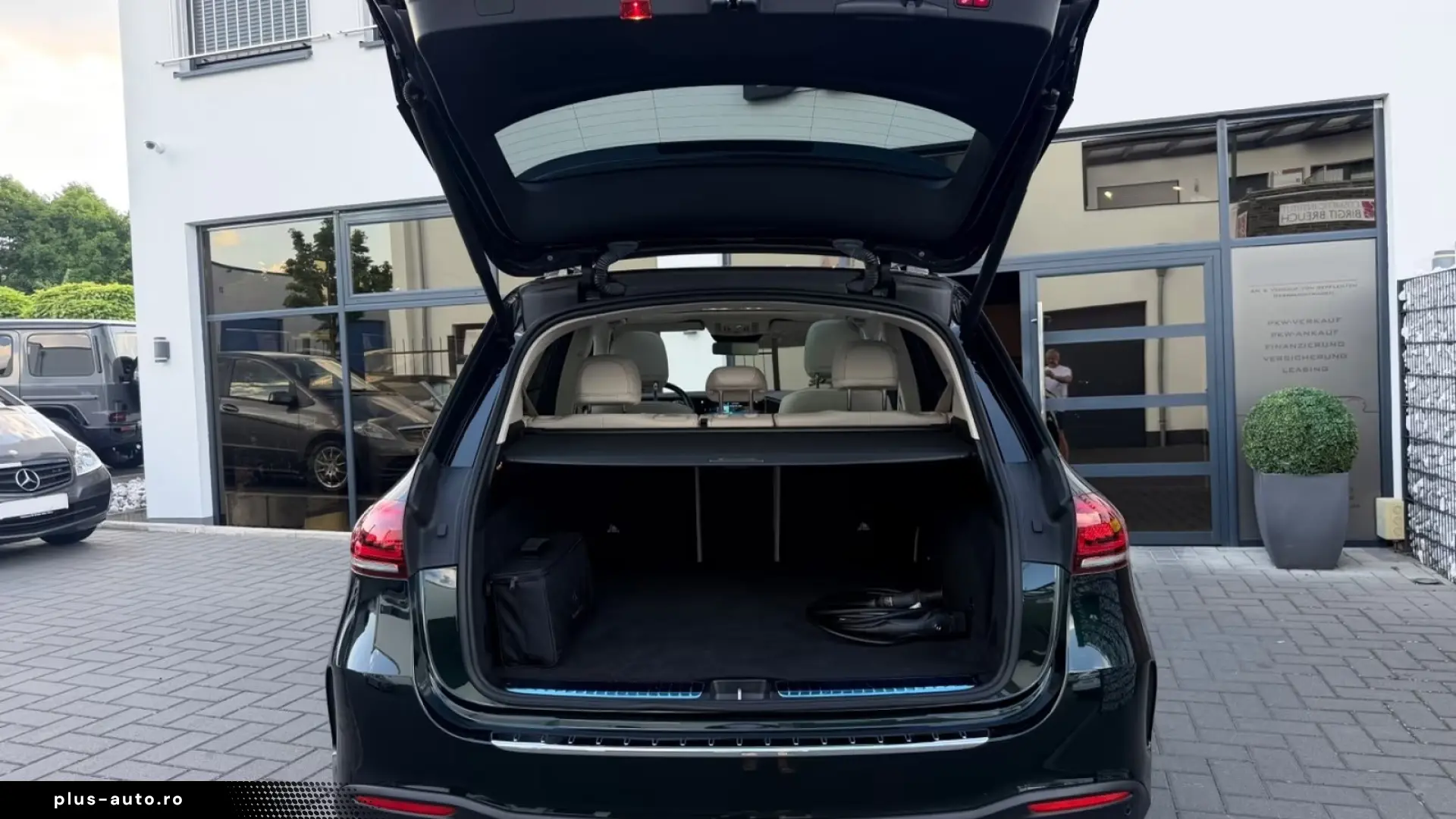 Mercedes-Benz GLE 350de 4M AMG Night   Finanțare Leasing