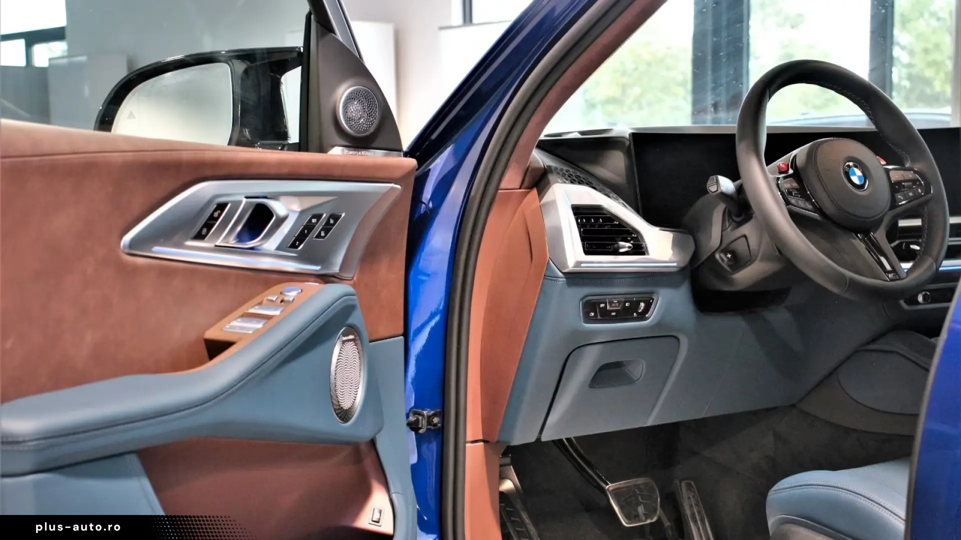 BMW XM 4.4 V8 Individual Deep Lagoon   Finanțare Leasing