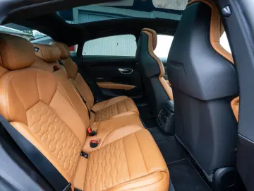 AUDI e-tron GT quattro Matrix 360  B&O PANO HUD LEDER