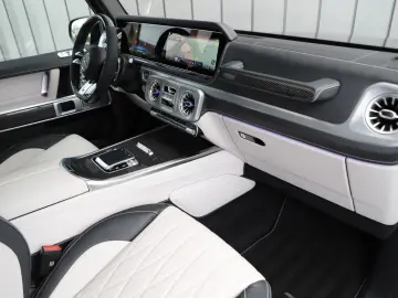 MERCEDES-BENZ G 63 AMG   585PK   G-Manufaktur   Mass…