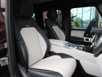 MERCEDES-BENZ G 63 AMG   585PK   G-Manufaktur   Mass…