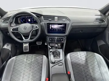 VW Tiguan 4M DSG 3x R LINE MATRIX PANO AHK KAM 20Z