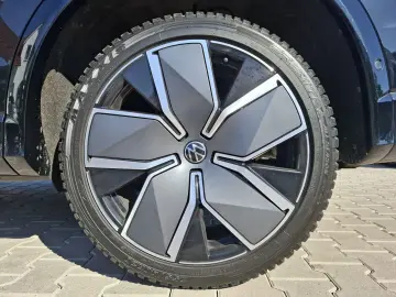VW Tiguan 2.0 TDI 4M R-Line PANO H&K AHK MATRIX 20