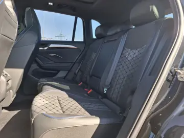 VW Tiguan 2.0 TDI 4M R-Line PANO H&K AHK MATRIX 20