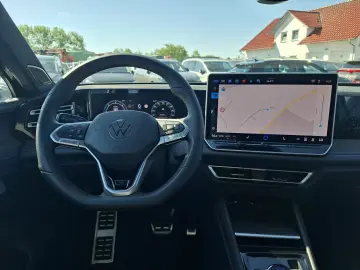 VW Tiguan 2.0 TDI 4M R-Line PANO H&K AHK MATRIX 20