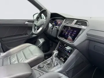 VW Tiguan 4M DSG 3x R LINE LEDER MATRIX PANO AHK 20