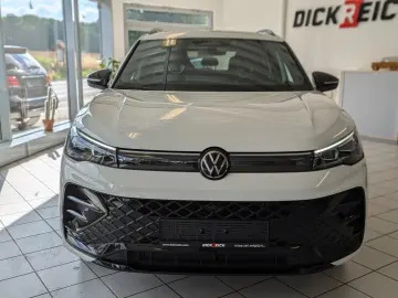 VW Tiguan 2.0TDI R-Line 4M Pano Black AHK Matrix 20