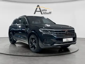 VW Touareg R-Line 4M STANDH PANO ACC AHK MATRIX
