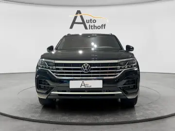 VW Touareg R-Line 4M STANDH PANO ACC AHK MATRIX