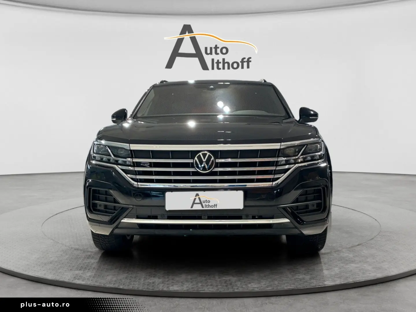VW Touareg R-Line 4M STANDH PANO ACC AHK MATRIX