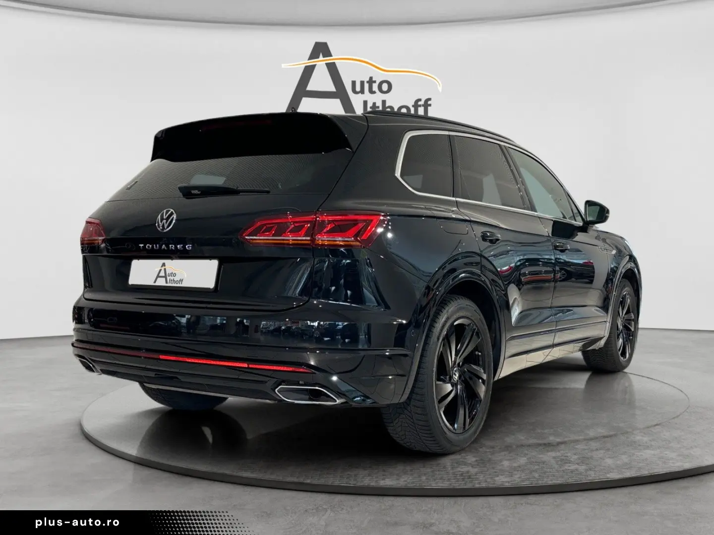 VW Touareg R-Line 4M STANDH PANO ACC AHK MATRIX