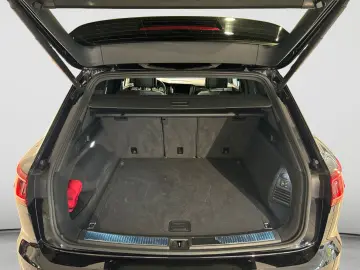 VW Touareg R-Line 4M STANDH PANO ACC AHK MATRIX
