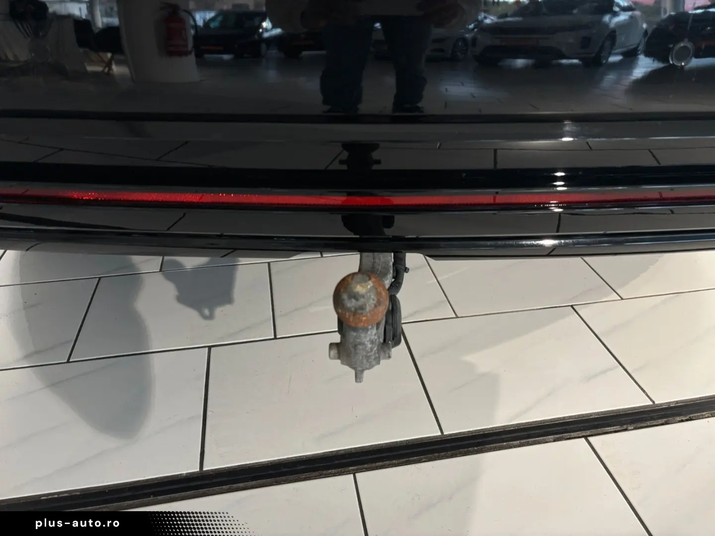 VW Touareg R-Line 4M STANDH PANO ACC AHK MATRIX