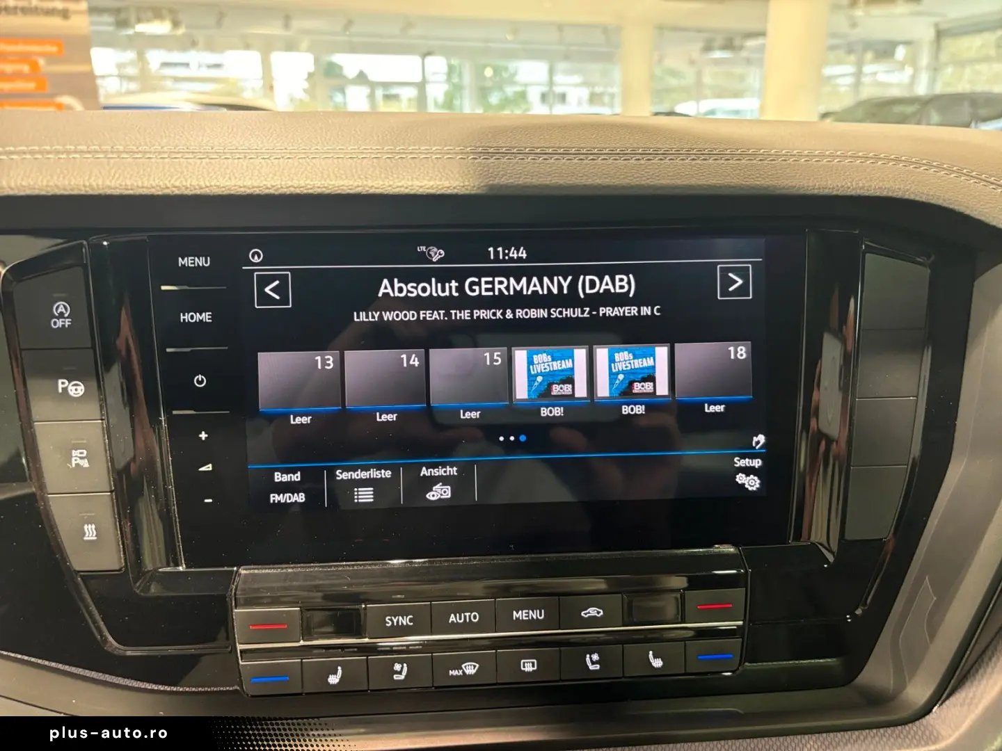 VW Touareg R-Line 4M STANDH PANO ACC AHK MATRIX