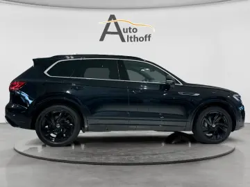 VW Touareg R-Line 4M STANDH PANO ACC AHK MATRIX