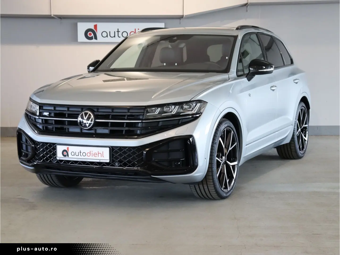 VW Touareg 3.0 TDI 4M R-Line STHZ AHK PANO