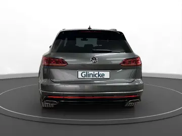VW Touareg 3.0 TDI R-Line 4M AHK Pano Matrix LM 22