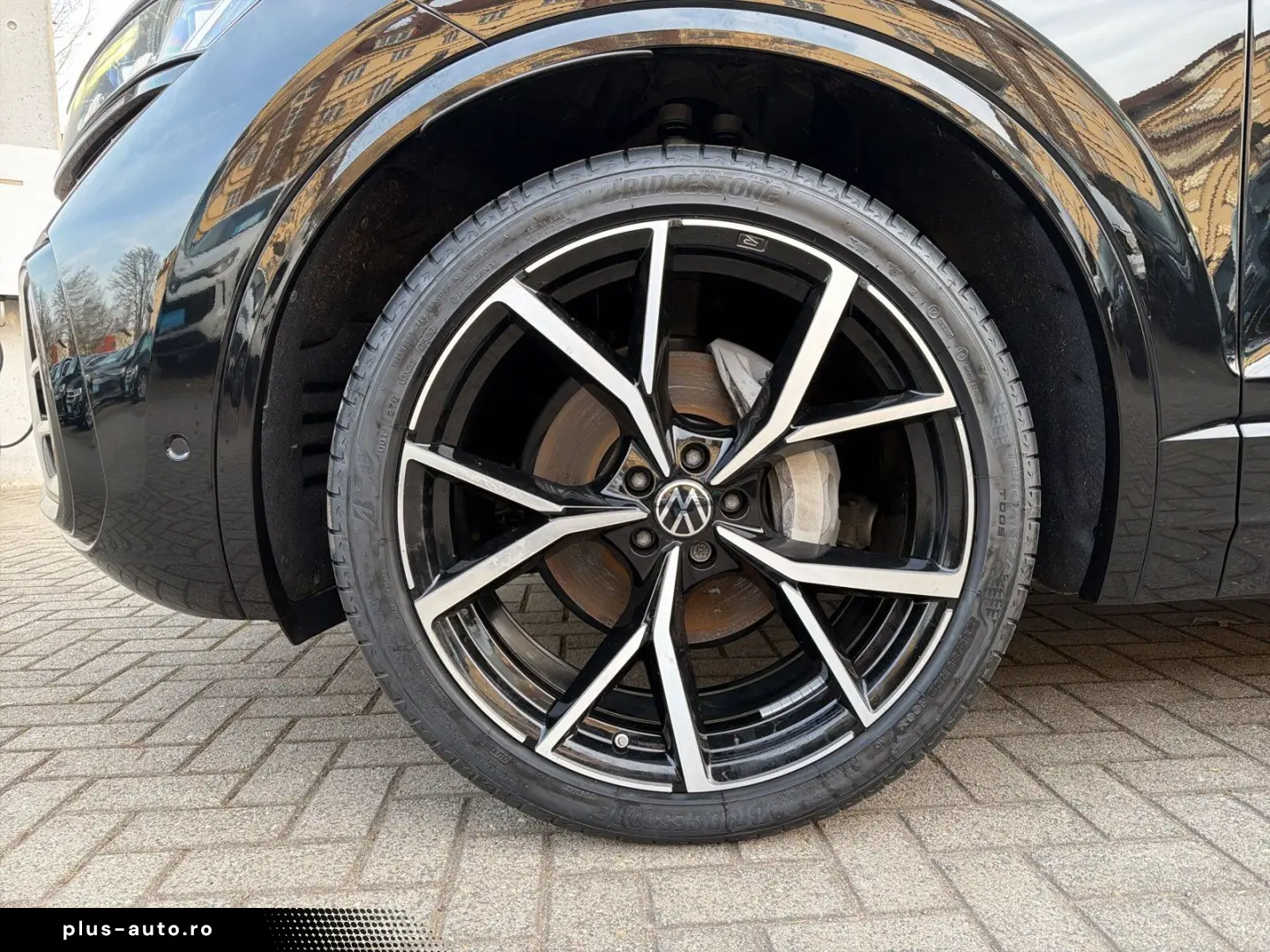 VW Touareg 3.0 TDI 4M R-Line PANO STANDHZG AHK 22