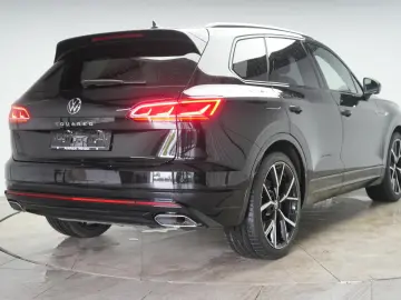 VW Touareg R-Line 3.0 TSI 22  Matrix STHZ Pano Luft