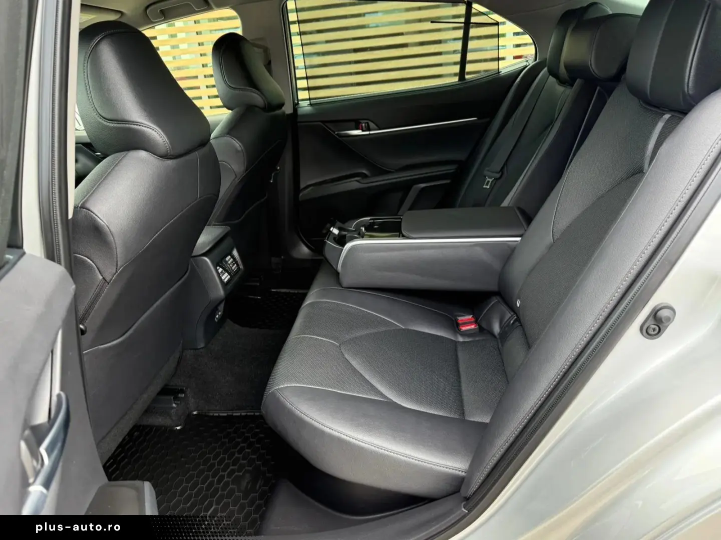 Toyota Camry Exclusive 2.5 Hybrid