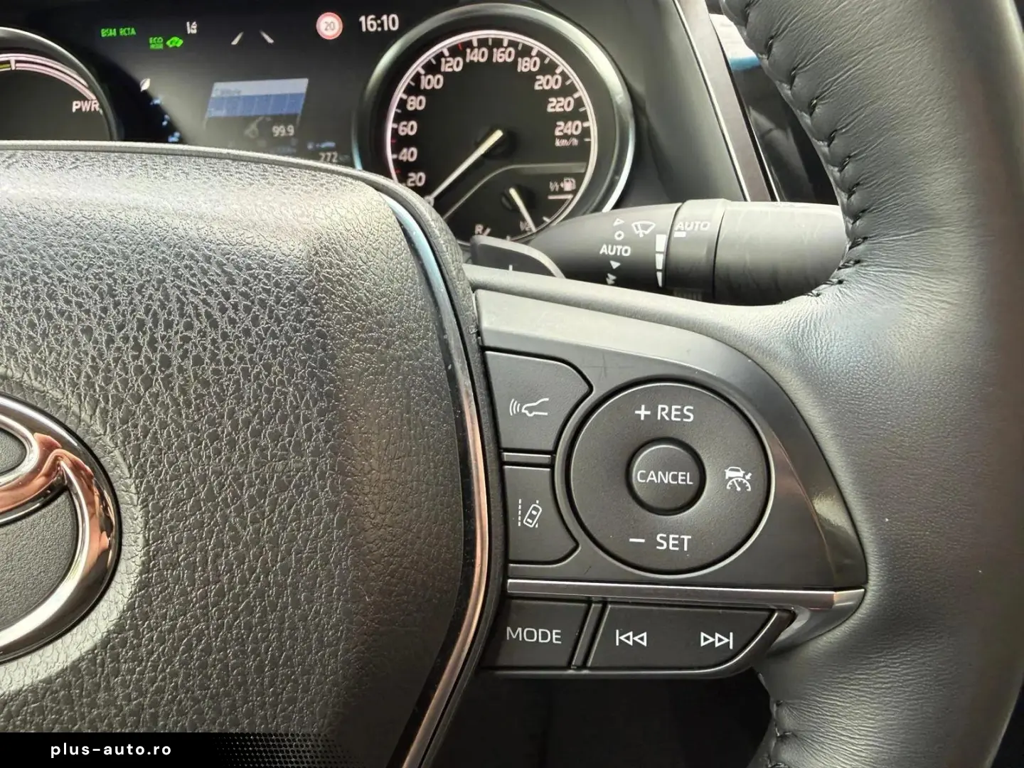 Toyota Camry Exclusive 2.5 Hybrid