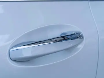 Mercedes Benz EQC 400_4Matic_AMG