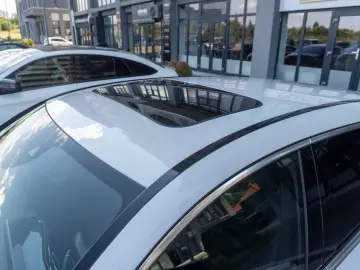 Mercedes Benz EQC 400_4Matic_AMG