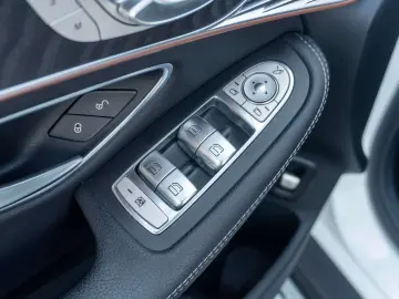 Mercedes Benz EQC 400_4Matic_AMG