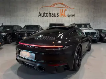 Porsche Carrera GTS