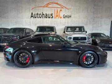 Porsche Carrera GTS