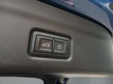 AUDI Q6 e-tron qu. S line  MATRIX 360  PARKASSIST